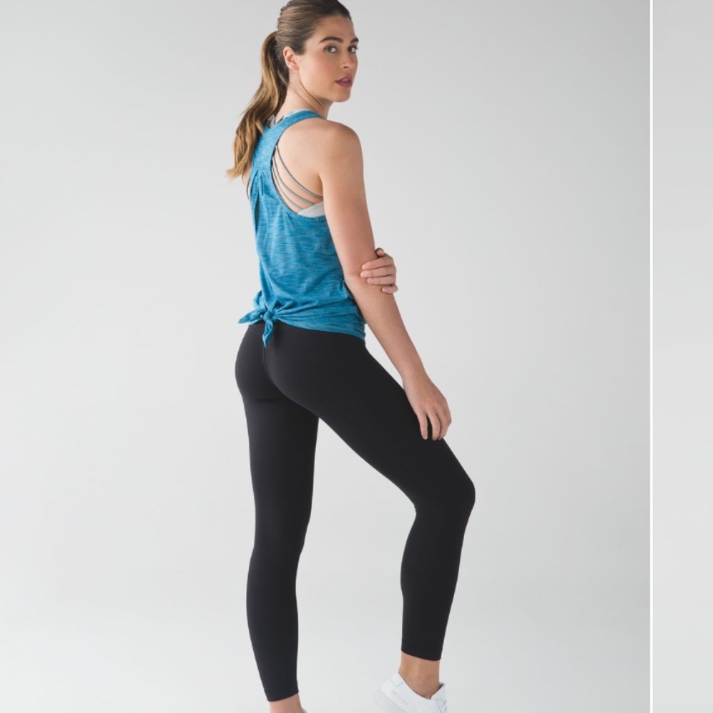 Lululemon Salute the Sun Tank
Heathered Tofino Teal - Picture 9 of 9